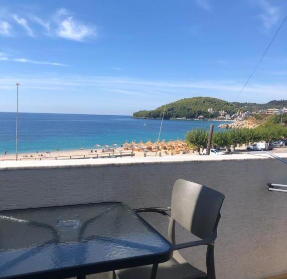 家庭海景房, Mediterranean Apartments