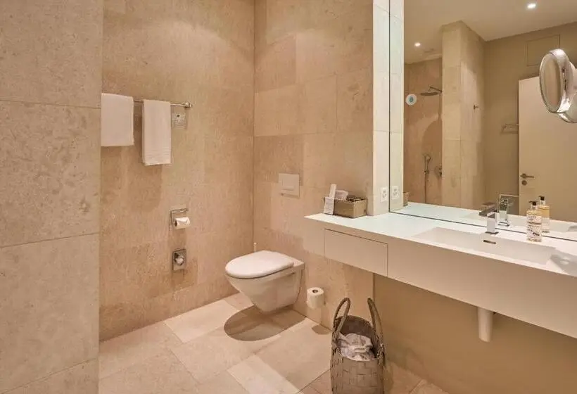 リバービュースーペリアールーム, Limmathof Baden   Boutique Haus & Spa