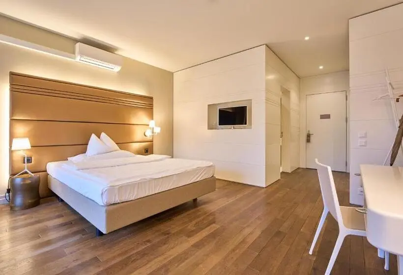 リバービュースーペリアールーム, Limmathof Baden   Boutique Haus & Spa