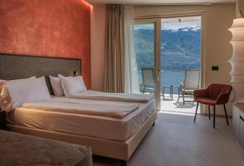 주니어 스위트 호수 전망, Llac Living Nature