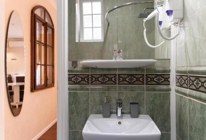 سوییت, Ornament