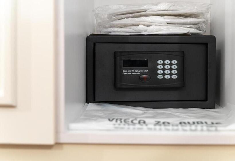 سوییت, Ornament