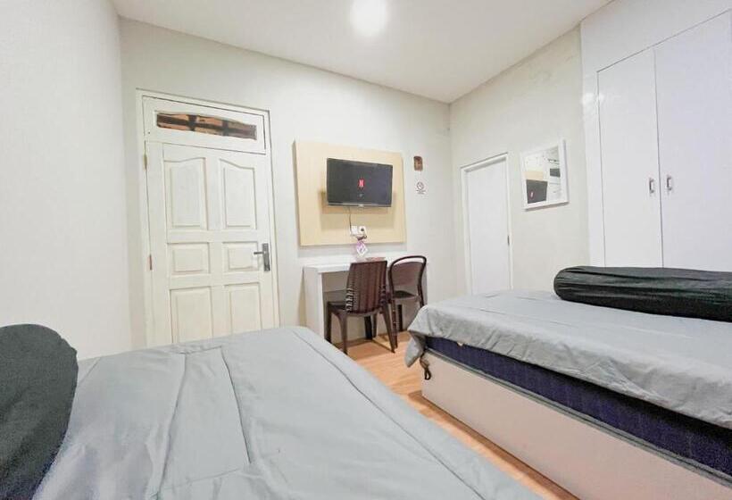 غرفة قياسية, Azalea Guest House Syariah Tanjung Tabalong