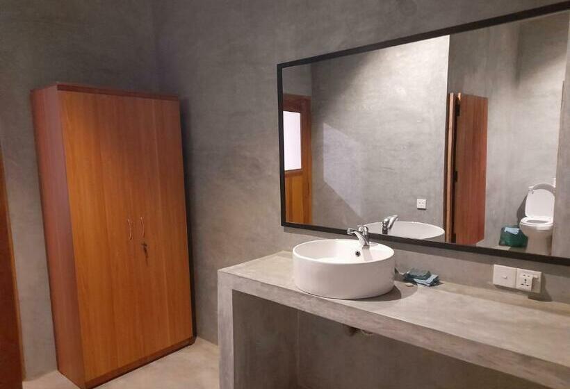 غرفة ديلوكس, Mealanie S House