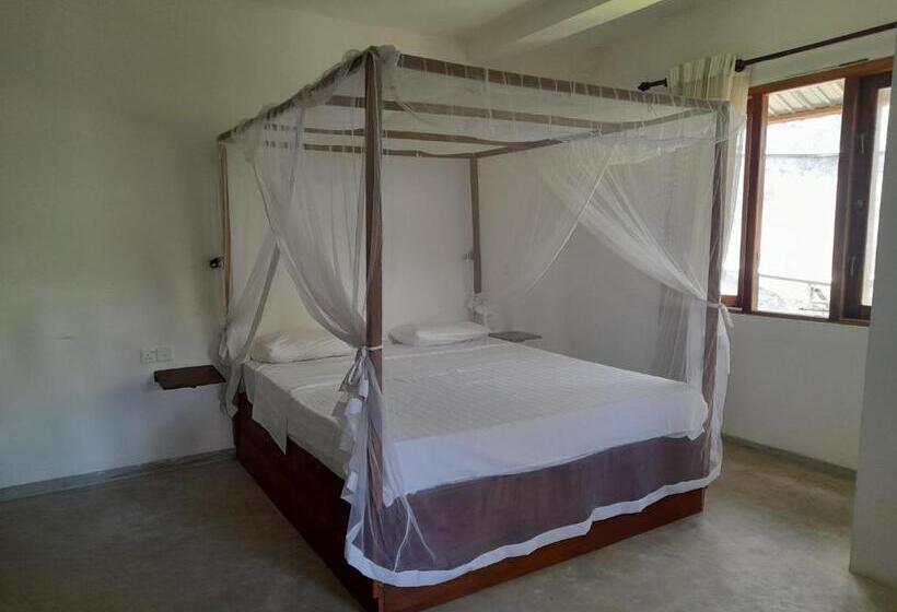 غرفة ديلوكس, Mealanie S House