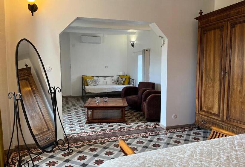 Трехместный Номер Deluxe, Les Dames De Saint Florent