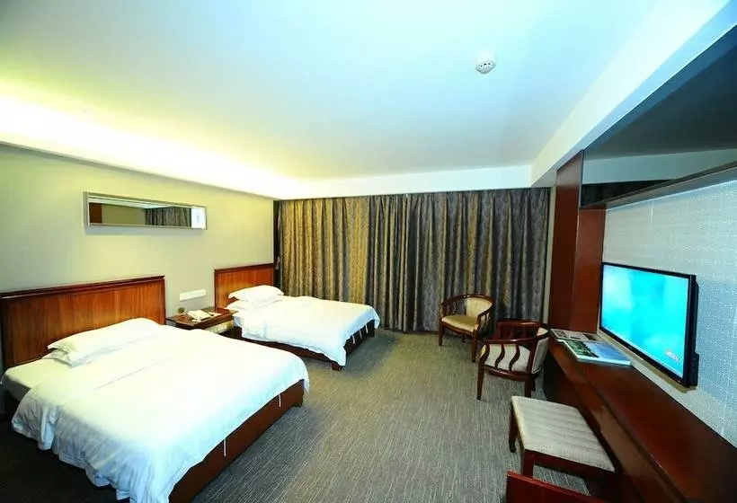 اتاق کلاس بیزنس, Good East