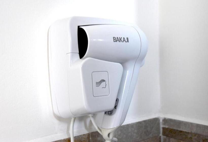 غرفة ديلوكس ثلاثية, B&b Il Tirreno