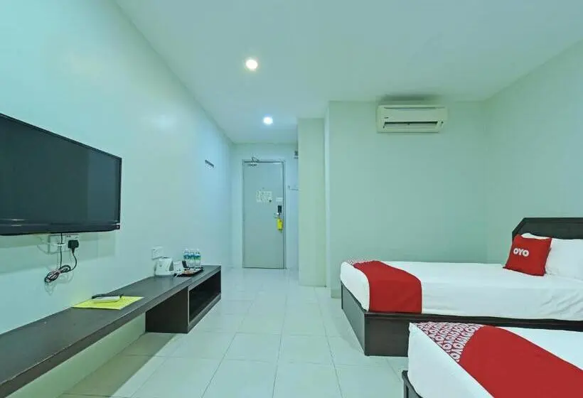 اتاق لوکس سه تخته, Super Capital O 90545 Ho