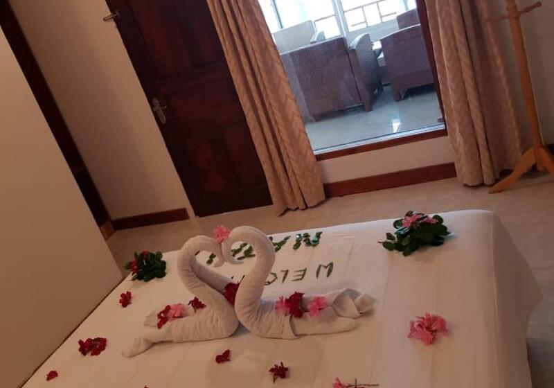 اتاق لوکس, Super Capital O 90545 Ho