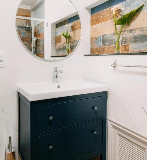 带共用浴室的标准房间, Pensión Caldea