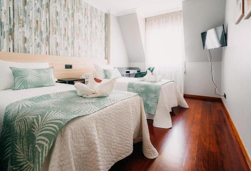 带共用浴室的标准房间, Pensión Caldea