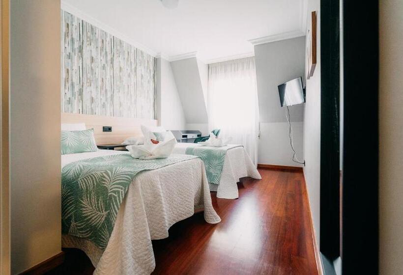 带共用浴室的标准房间, Pensión Caldea