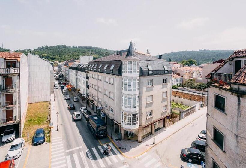 豪华家庭房间, Pensión Caldea