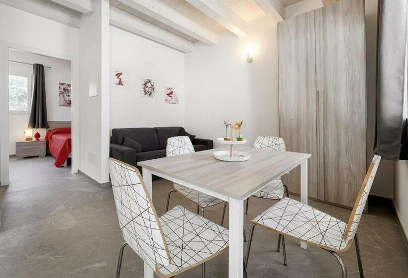 庭の見える１ベッドルームアパートメント, Amurusu Residence
