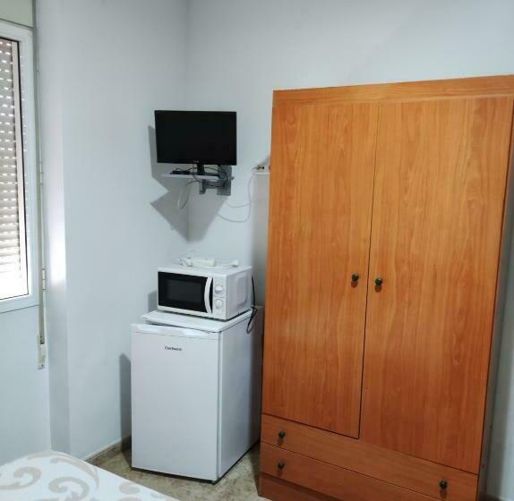 חדר סטנדרט, Pensión Carlos Iii