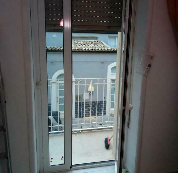 חדר סטנדרט עם מרפסת, Monolocaleoptional  C I R C E   Ragusa Centro Corso Italia