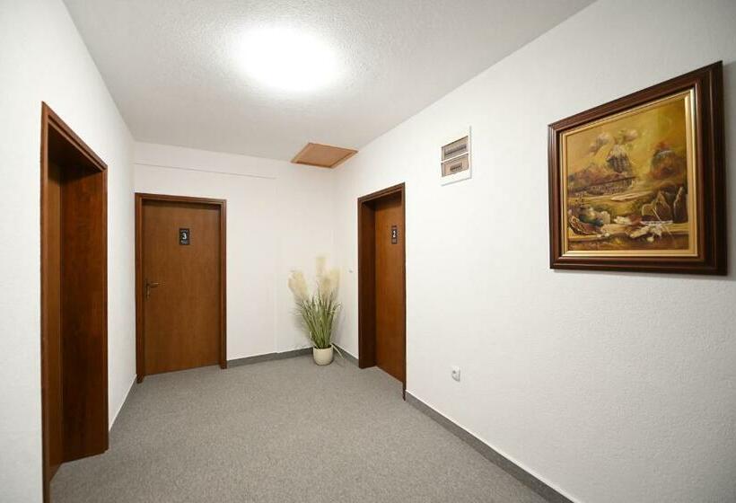 اتاق استاندارد, Sobe   Rooms Drvorez