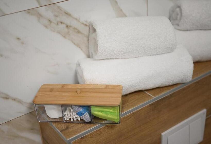 اتاق استاندارد با بالکن, Sobe   Rooms Drvorez