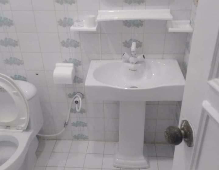 اتاق استاندارد یک نفره, Royal Accommodation