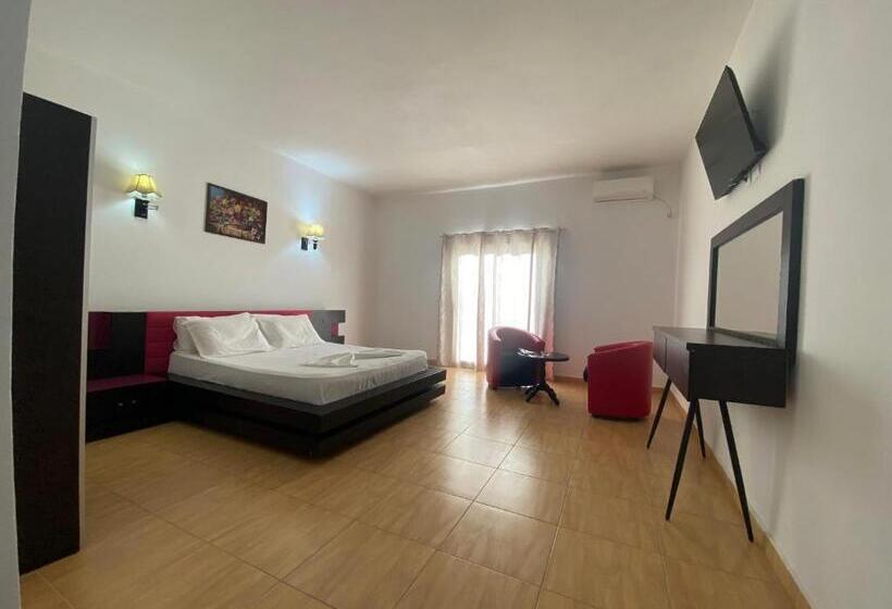 디럭스 룸, Velipoja Park