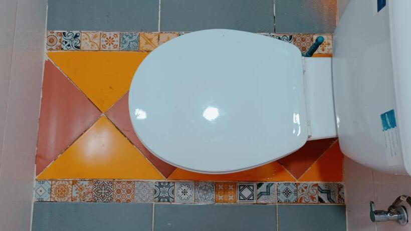 家庭间, Dar Sultana