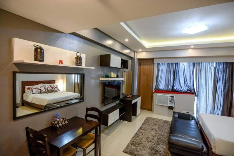 استودیو استاندارد با بالکن, Palm Tree Villas