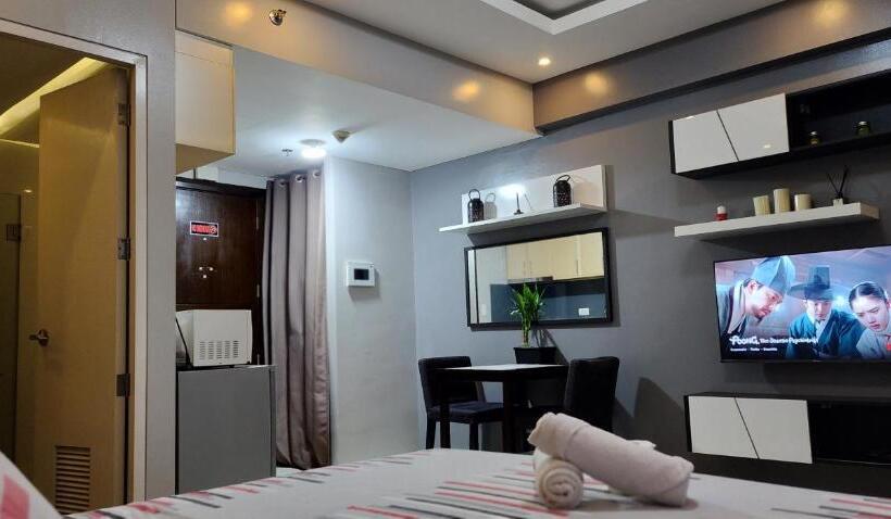 استودیو استاندارد با بالکن, Palm Tree Villas