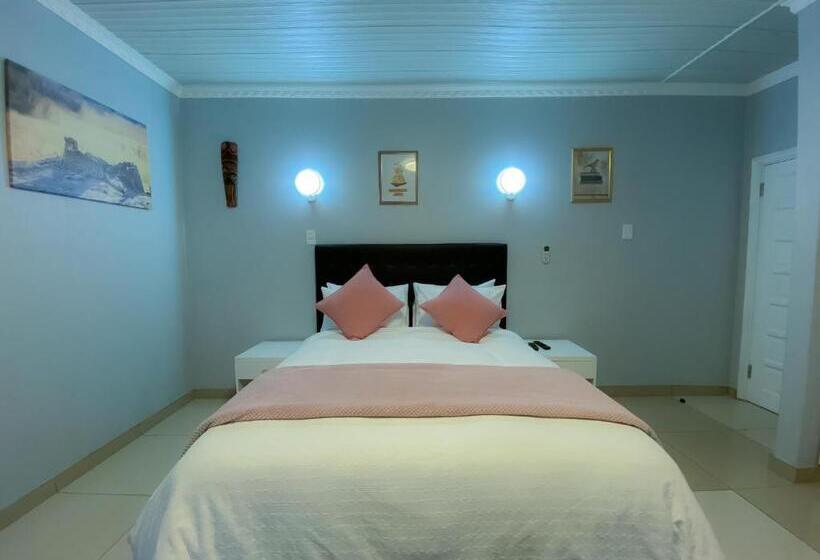 Номер Deluxe Вид на Сад, Kv Luxury Guest House