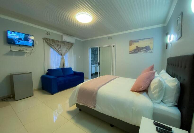 Номер Deluxe Вид на Сад, Kv Luxury Guest House