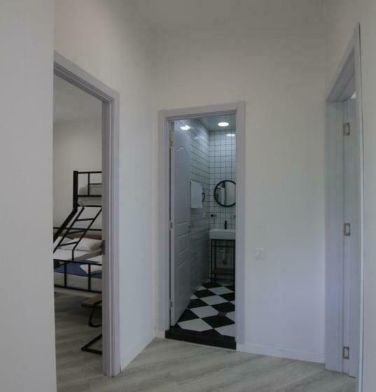 اتاق خانوادگی, Polifonia Inn Borjomi