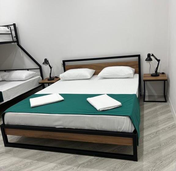 اتاق خانوادگی, Polifonia Inn Borjomi