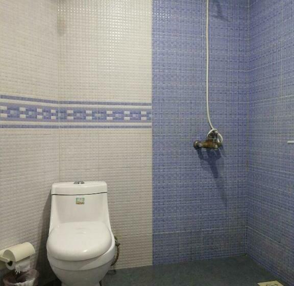 اتاق استاندارد, Quick Continental Hotel   Jail Road