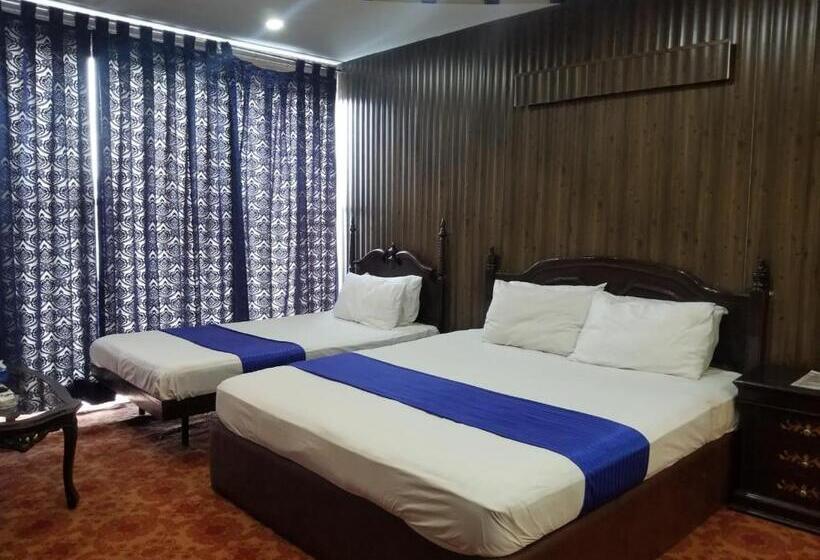اتاق لوکس خانوادگی, Quick Continental Hotel Jail Road