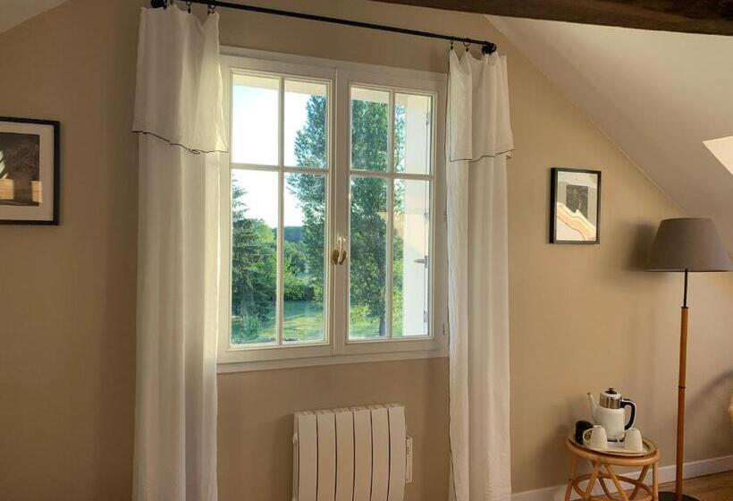 غرفة عائلية مطلّة علي الحديقة, La Grenouillère   Chambre D Hôtes De Charme