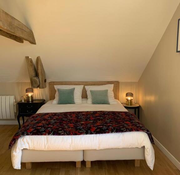 غرفة عائلية مطلّة علي الحديقة, La Grenouillère   Chambre D Hôtes De Charme