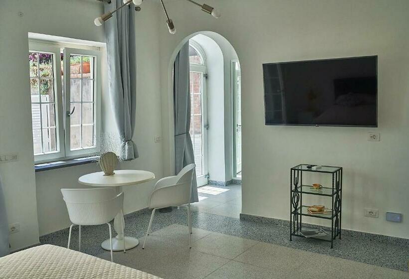 اتاق استاندارد با تخت بزرگ, To Be Capri Sea View Rooms