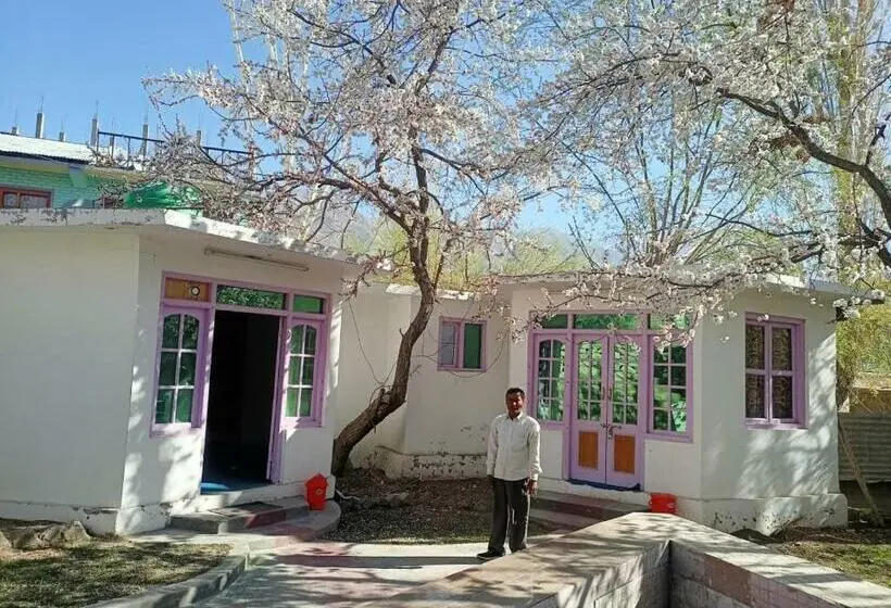 デラックスルーム, The Indian Kargil