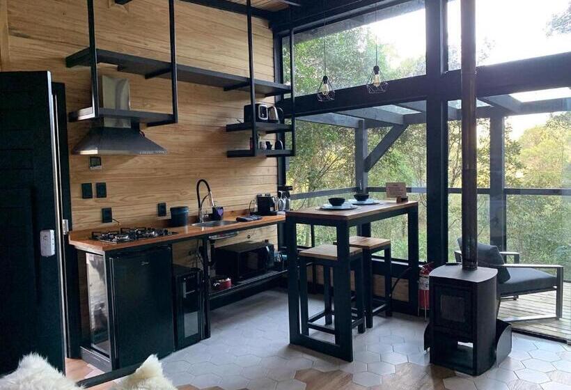 کلبه ییلاقی, Floresta Secreta  Pousada Cachoeira Da Neve