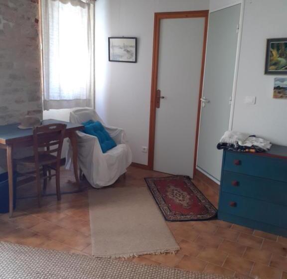 标准间, La Bonne Brise