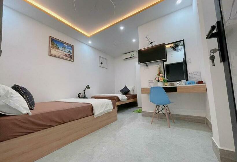 اتاق استاندارد سه نفره, Dương Thanh Bình 2