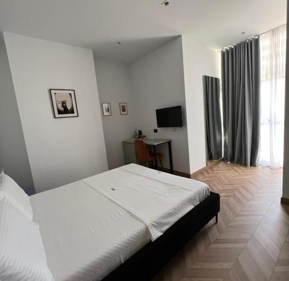 חדר דלוקס נוף לים, Kondo Stays   Polifonia City Loft