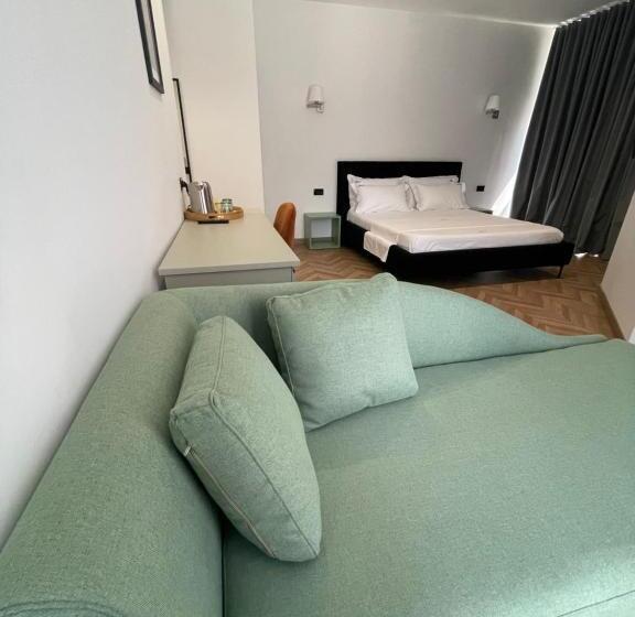 סוויטת ג'וניור משפחתית, Kondo Stays   Polifonia City Loft