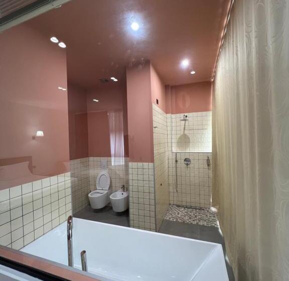 스탠다드 스튜디오 킹침대, Kondo Stays   Polifonia City Loft