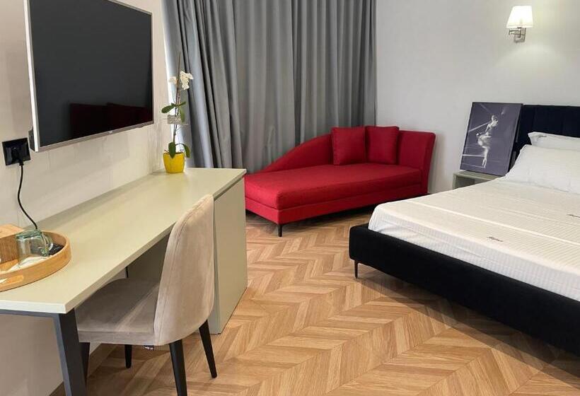 스탠다드 스튜디오 킹침대, Kondo Stays   Polifonia City Loft