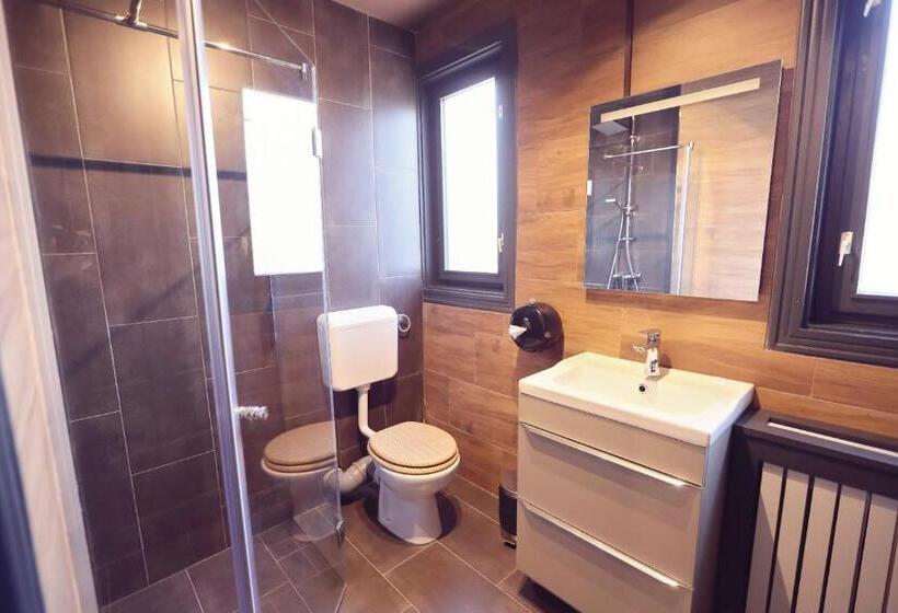 Номер Стандарт, Dezire Guesthouse