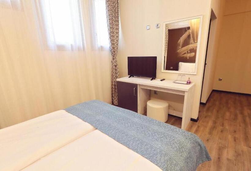 Номер Стандарт, Dezire Guesthouse