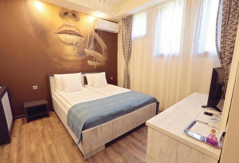 Номер Стандарт, Dezire Guesthouse