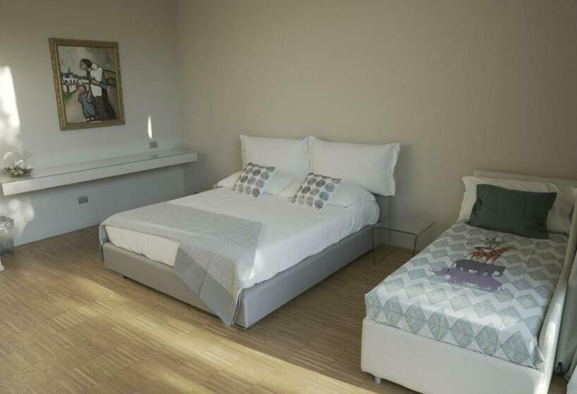 수피리어 트리플 룸, Alkimia Boutique