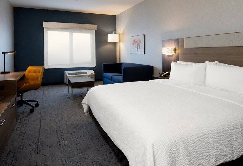 스위트, Holiday Inn Express & Suites   Hollister, An Ihg